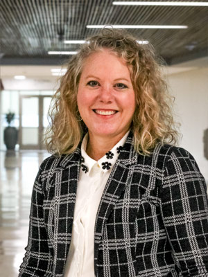 Professor Laurrie Cordes